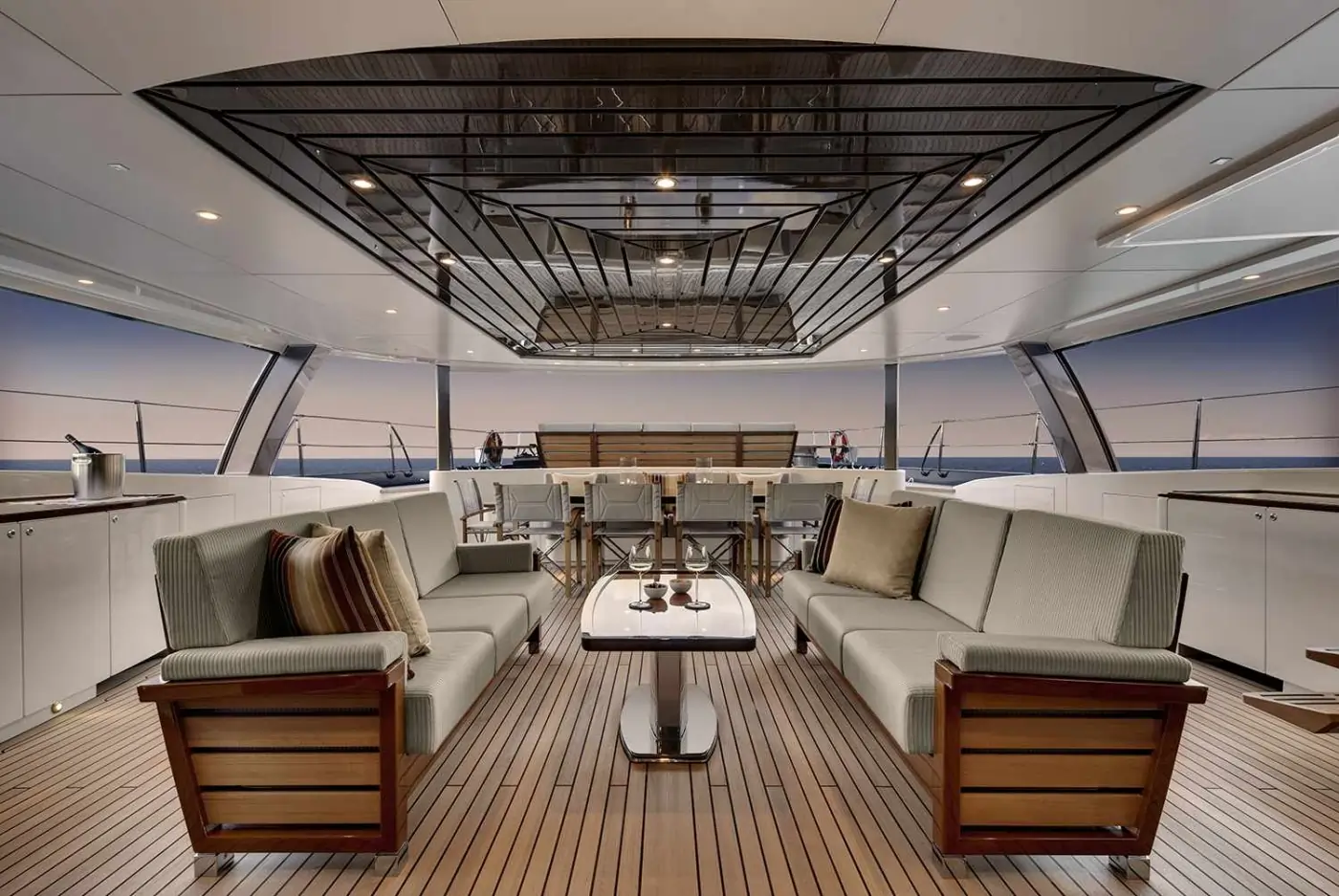 yacht interiors companies in dubai